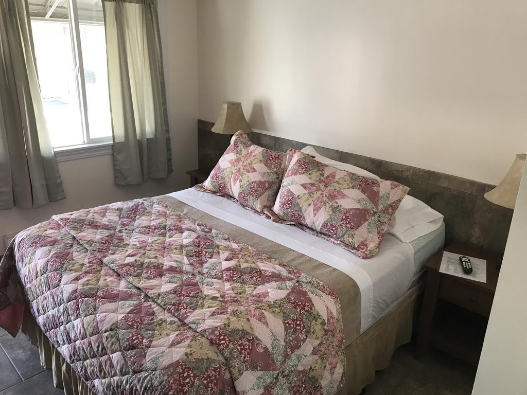 Selkirk Motel Colville Экстерьер фото
