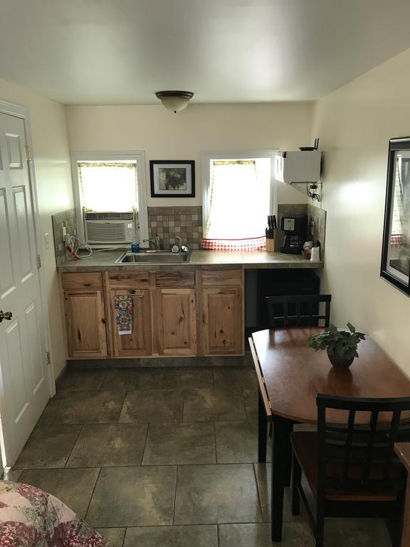 Selkirk Motel Colville Экстерьер фото