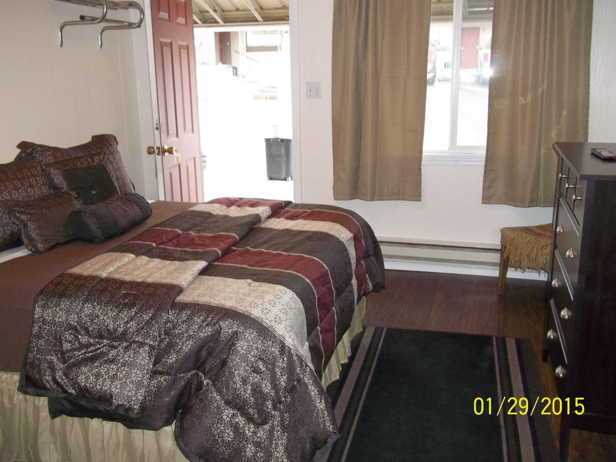 Selkirk Motel Colville Экстерьер фото