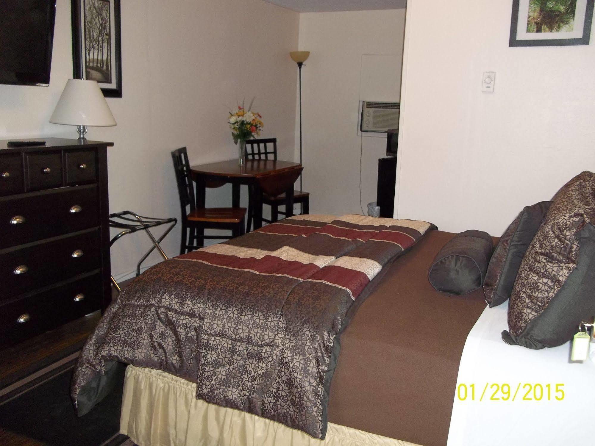 Selkirk Motel Colville Экстерьер фото