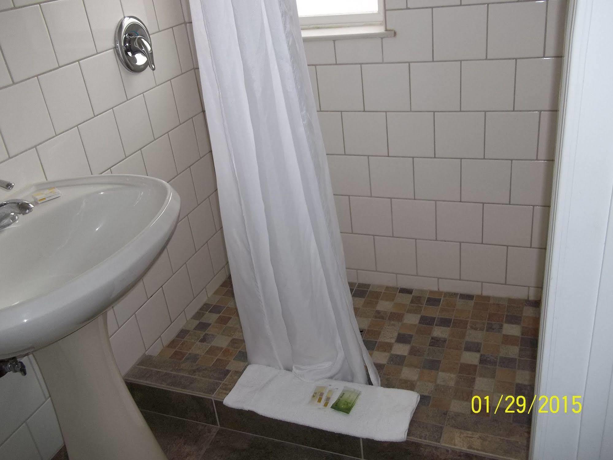 Selkirk Motel Colville Экстерьер фото