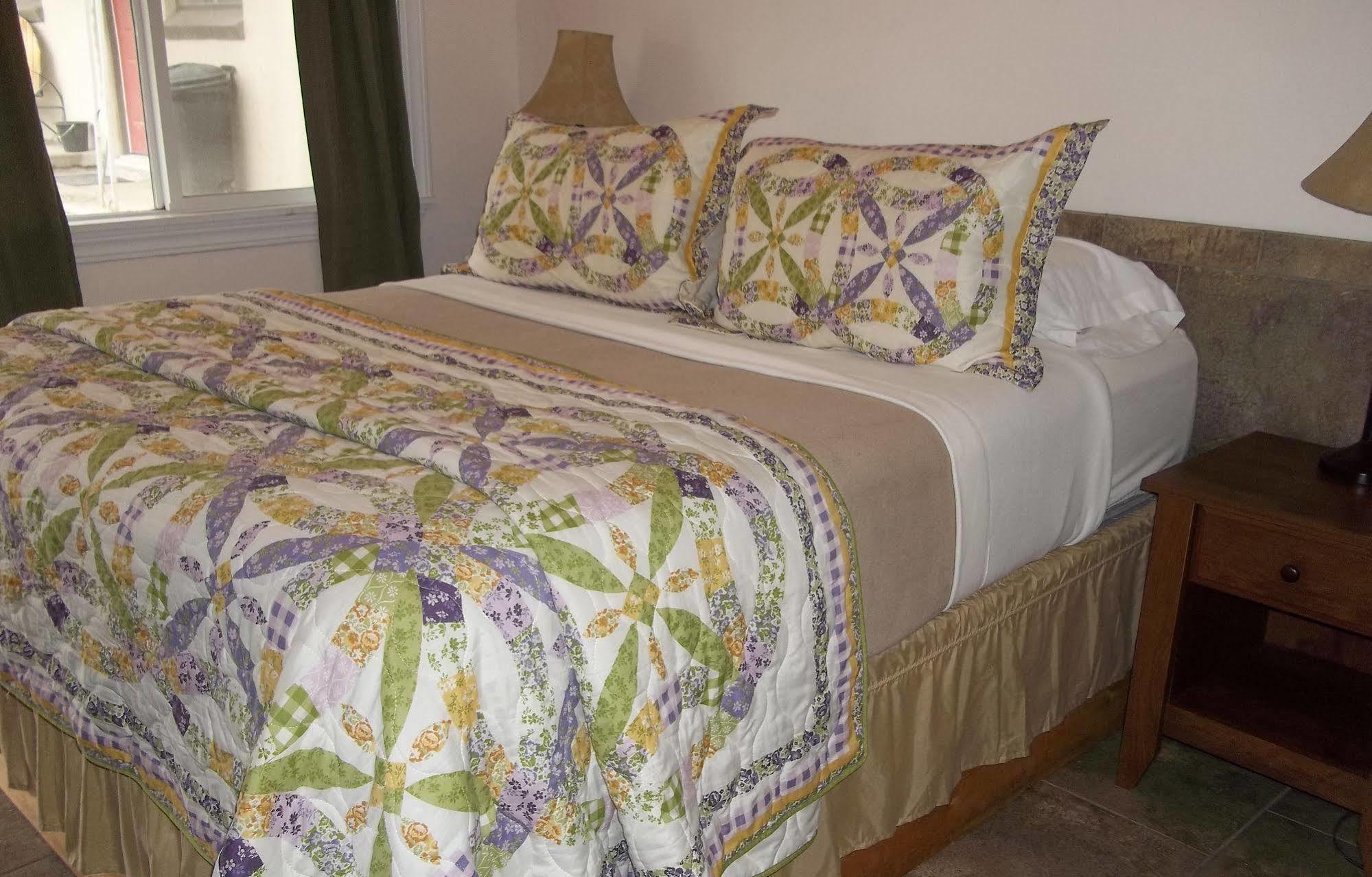 Selkirk Motel Colville Экстерьер фото