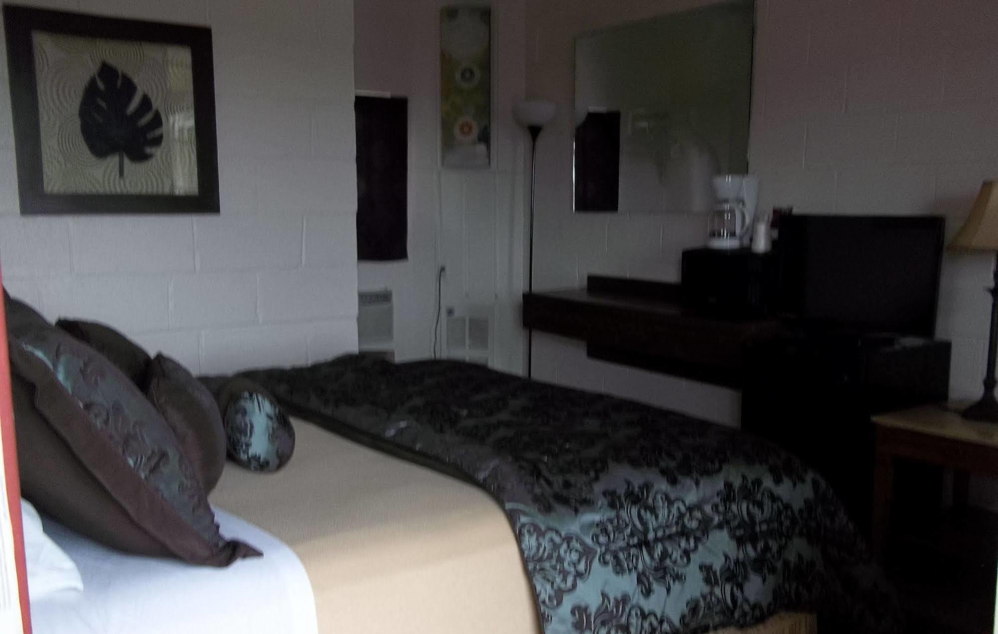 Selkirk Motel Colville Экстерьер фото